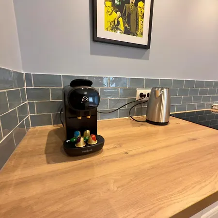 דירה P01 Grand Proche Gare Cinema Jacuzzi Rdc Sur Cour Privative